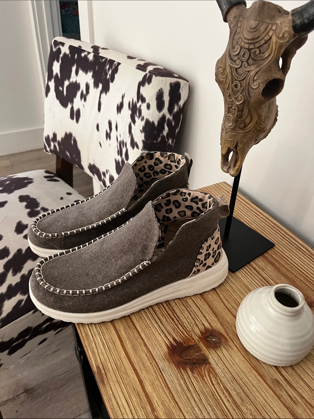 Hey Dude Women's Slip-On Sneakers in brown with Leopard Lining - Picture 2 of 7